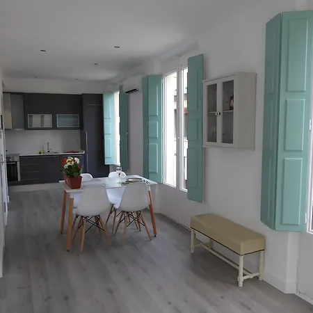 Apartment Apoteka *